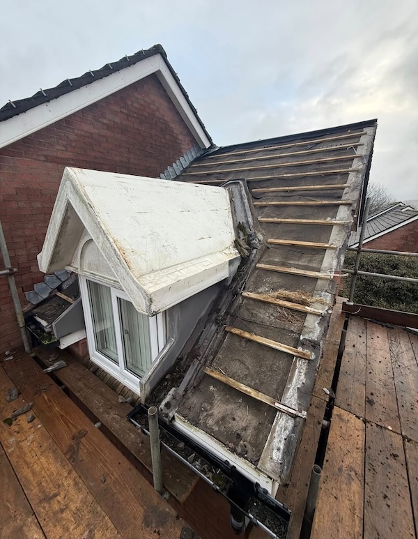 New Roof in West London before work began